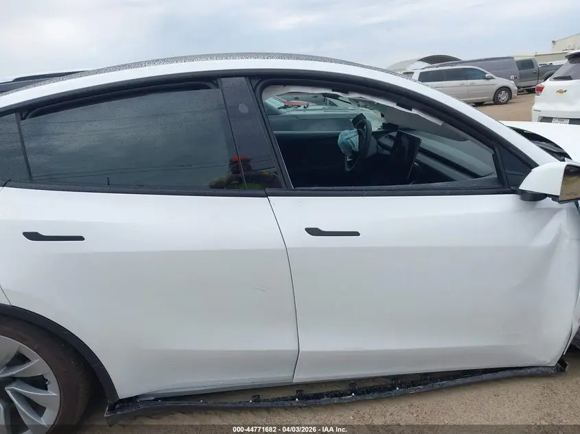 2026 TESLA MODEL Y ALL-WHEEL DRIVE/LONG RANGE LAUNCH SERIES/PREMIUM ALL-WHEEL DRIVE