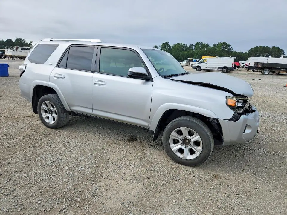 2017 TOYOTA 4RUNNER SR5  