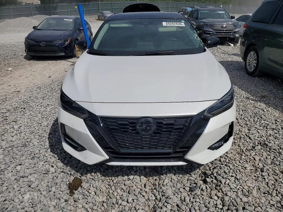 2023 NISSAN SENTRA SR  