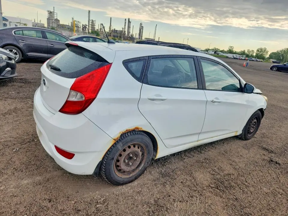 2014 HYUNDAI ACCENT GS  