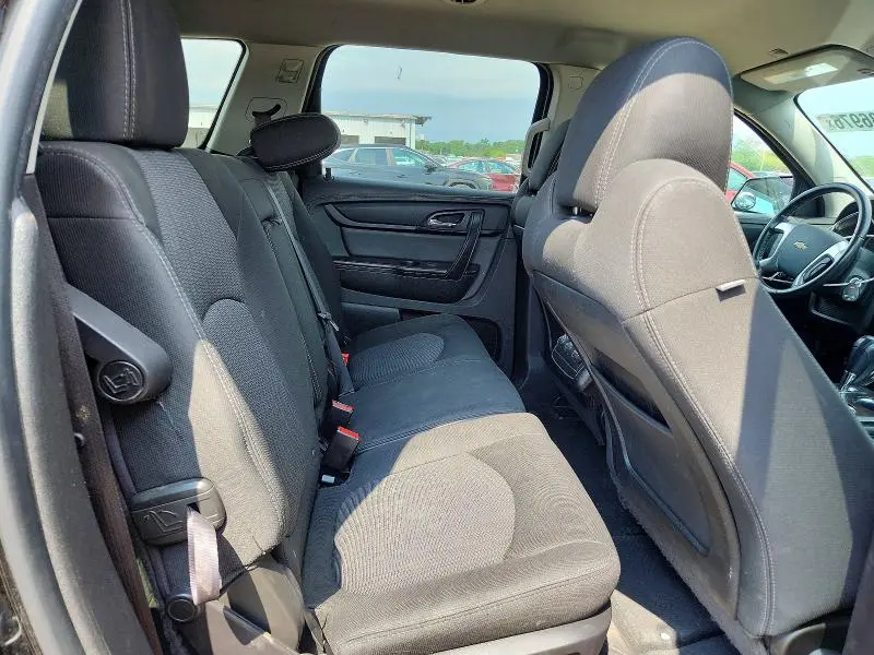 2016 CHEVROLET TRAVERSE LT  