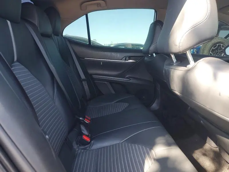 2022 TOYOTA CAMRY SE NIGHTSHADE  