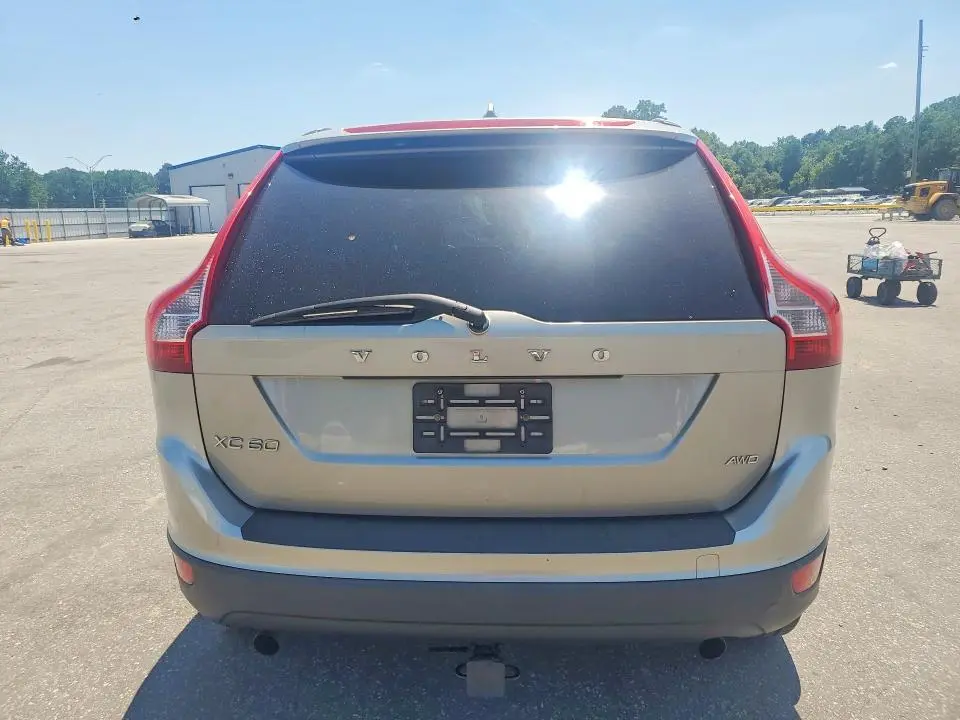 2011 VOLVO XC60 3.2  
