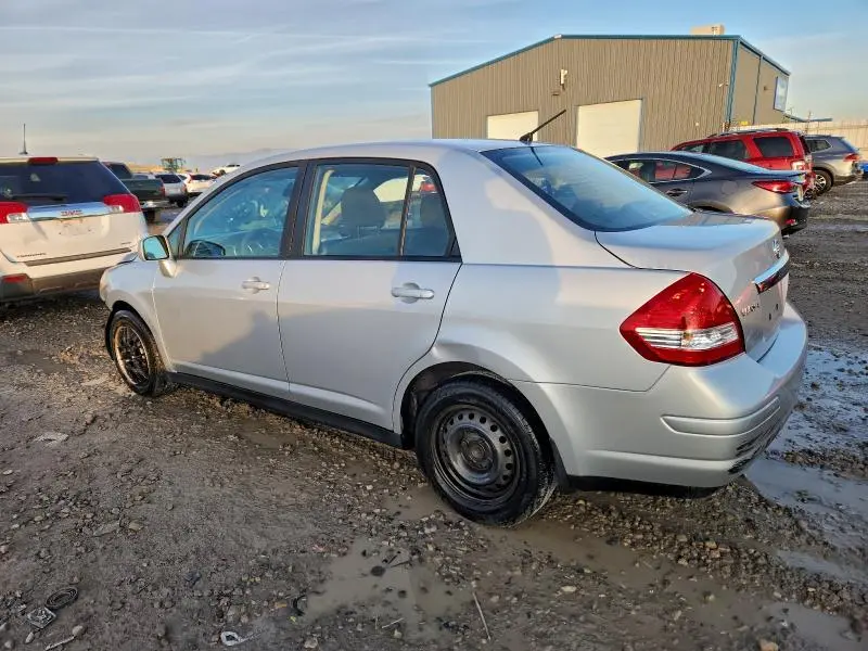 2011 NISSAN VERSA S  