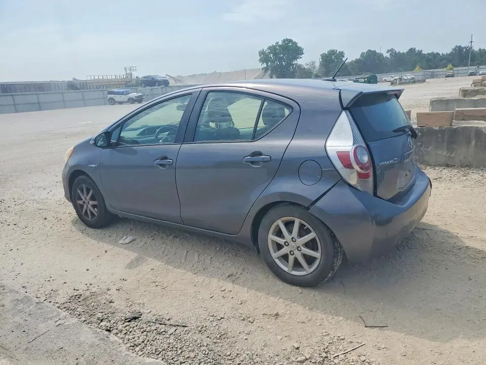 2013 TOYOTA PRIUS C FOUR  