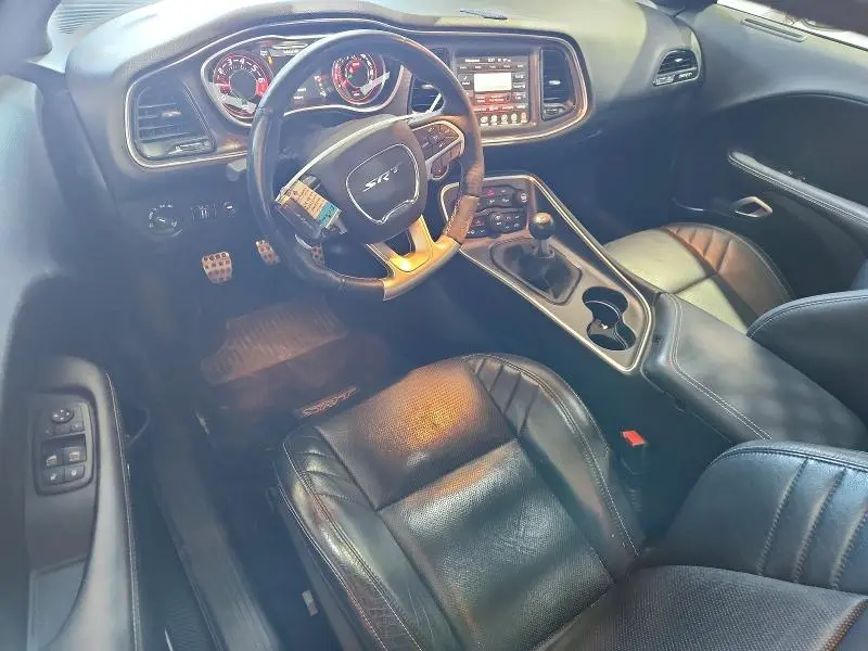 2016 DODGE CHALLENGER SRT 392  