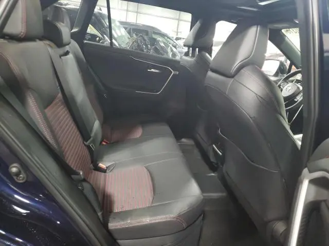 2025 TOYOTA RAV4 XSE  