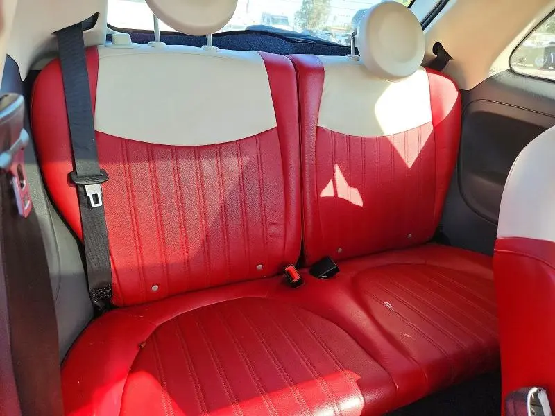 2012 FIAT 500 LOUNGE  