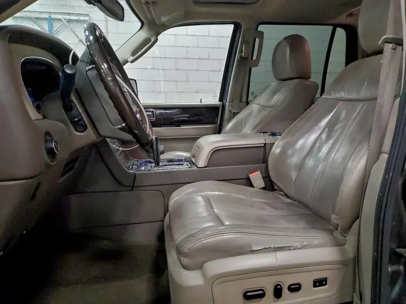 2016 LINCOLN NAVIGATOR SELECT  