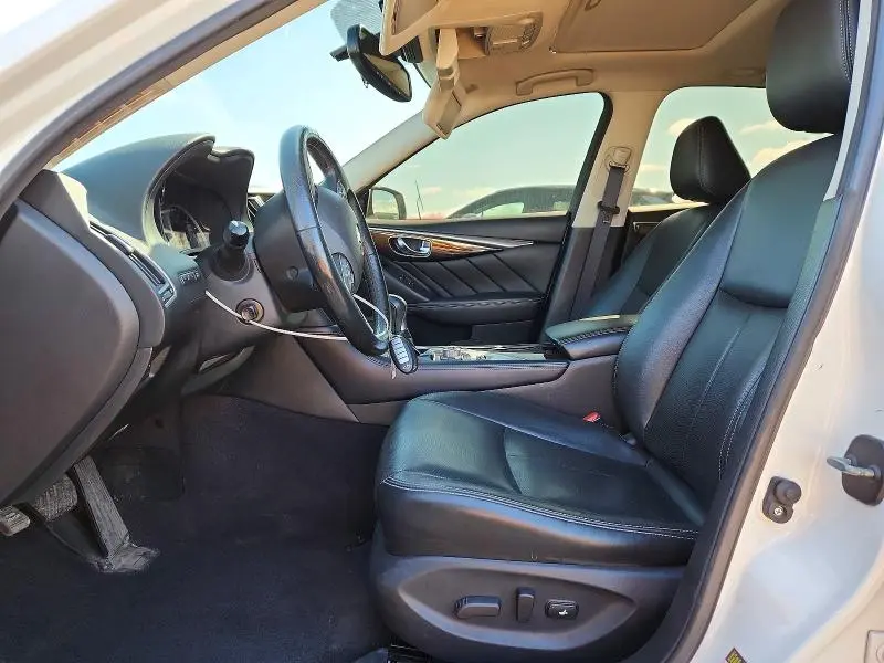 2016 INFINITI Q50 3.0T PREMIUM  
