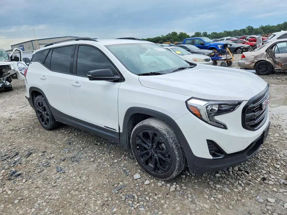 2021 GMC TERRAIN SLT  