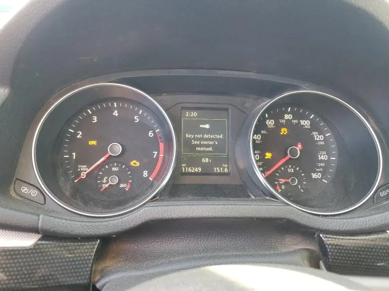 2019 VOLKSWAGEN PASSAT SE R-LINE  