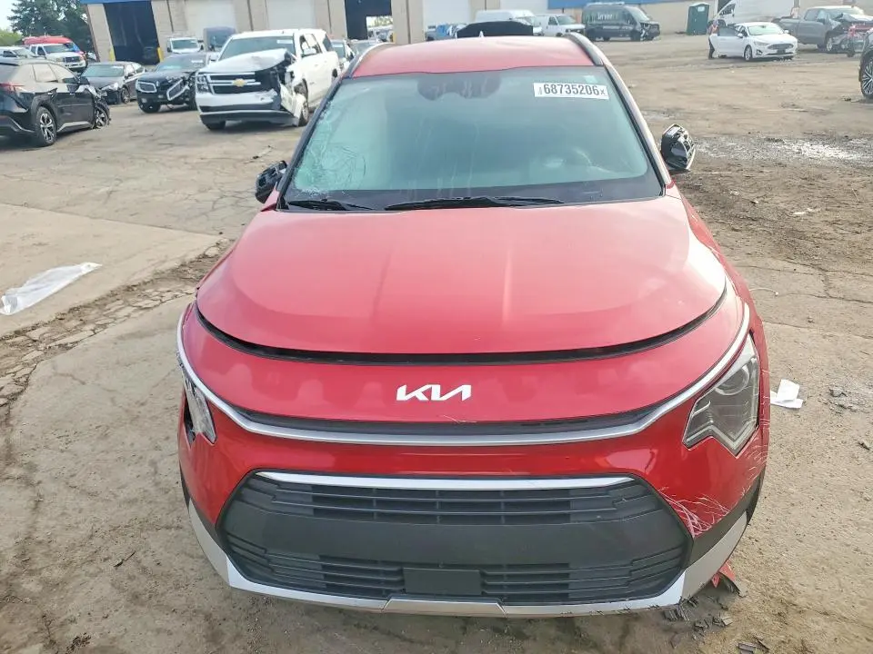 2024 KIA NIRO EX  