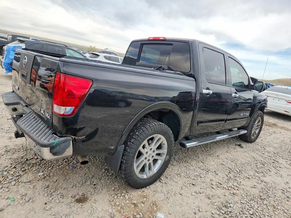 2012 NISSAN TITAN SV  