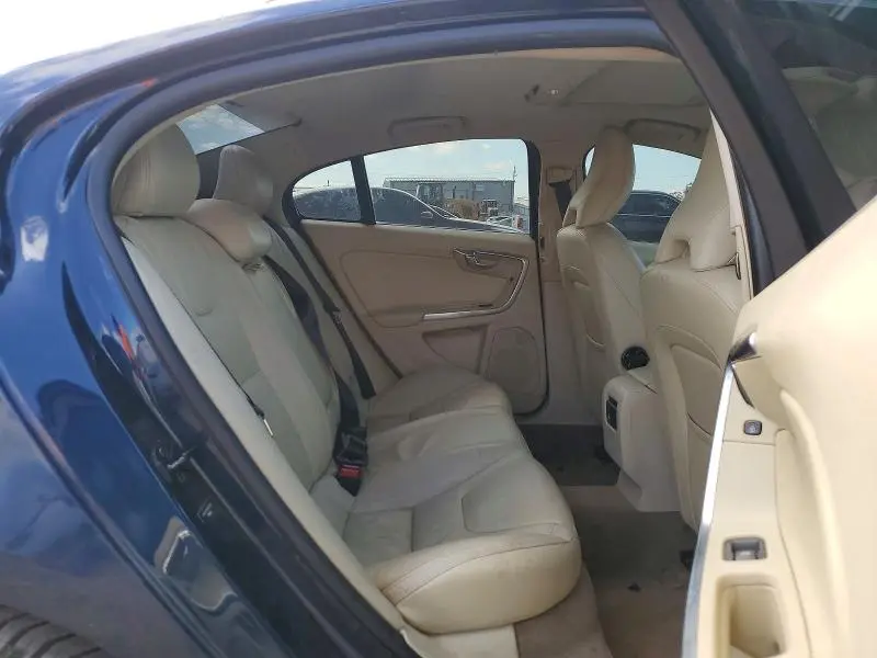 2013 VOLVO S60 T5  