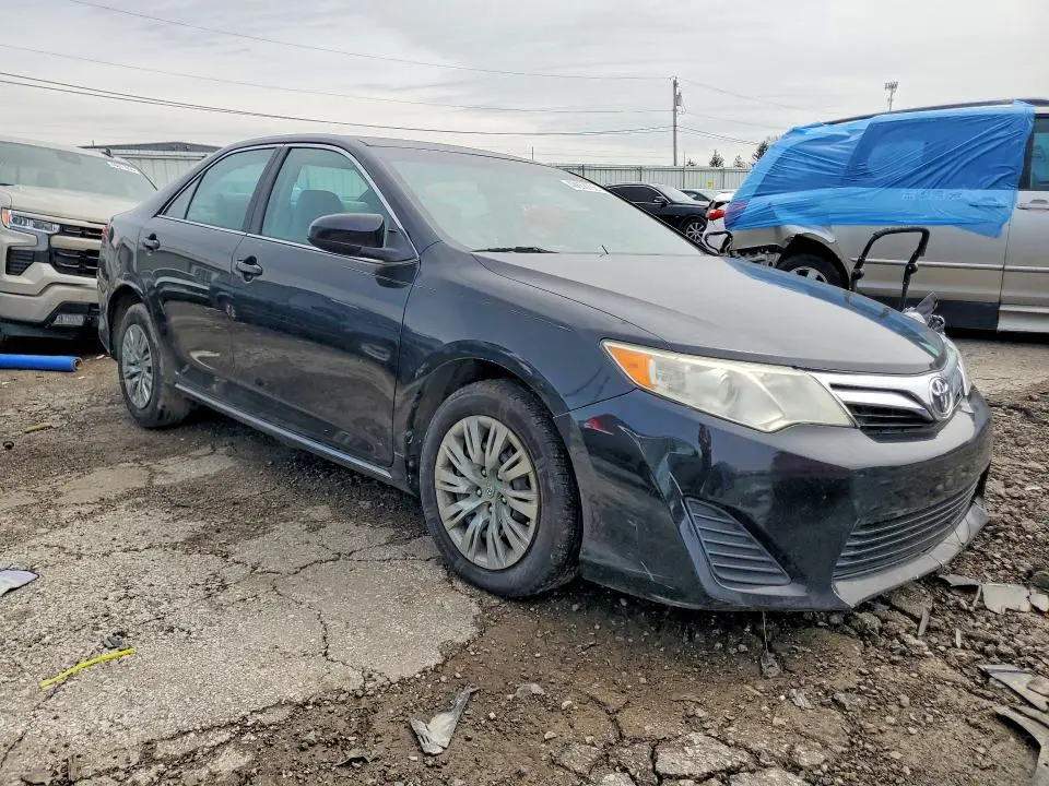 2012 TOYOTA CAMRY LE  