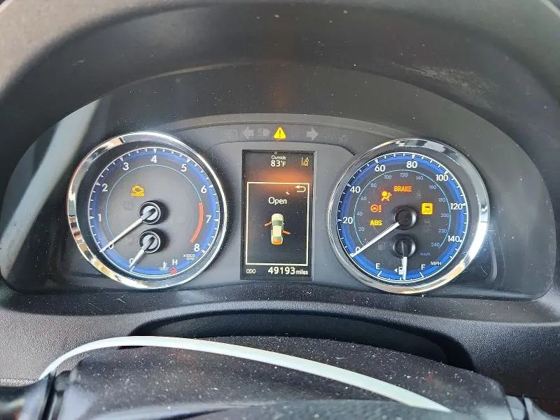 2019 TOYOTA COROLLA SE  