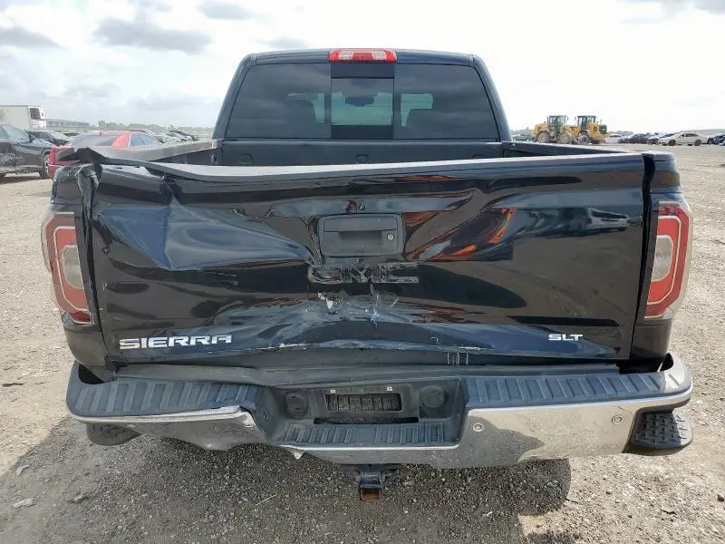 2018 GMC SIERRA K1500 SLT  