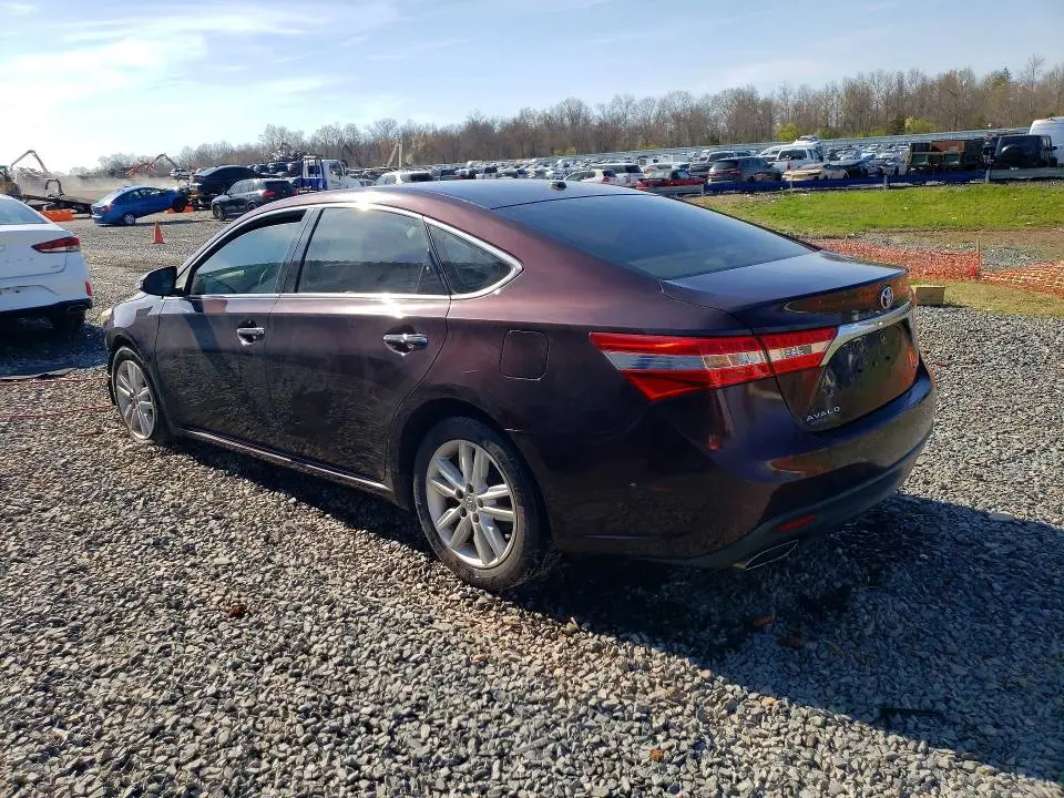 2015 TOYOTA AVALON XLE  