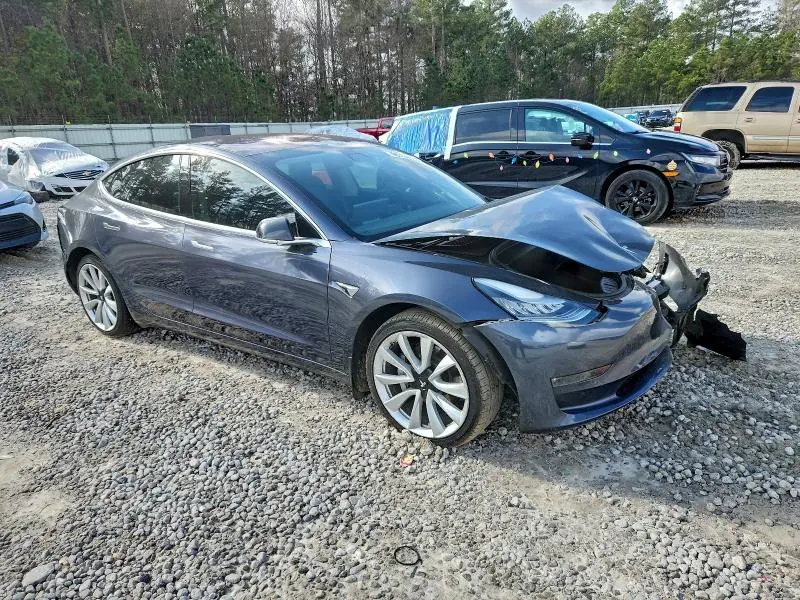 2018 TESLA MODEL 3   