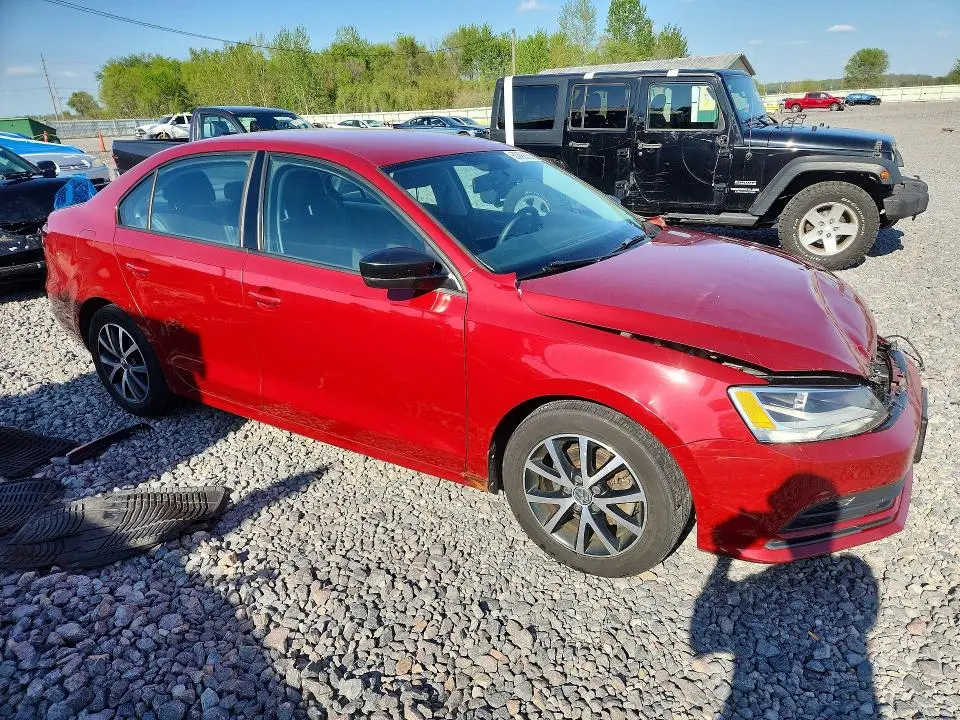 2016 VOLKSWAGEN JETTA SE  