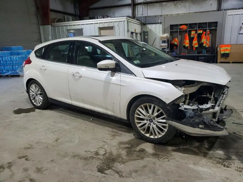 2016 FORD FOCUS TITANIUM  