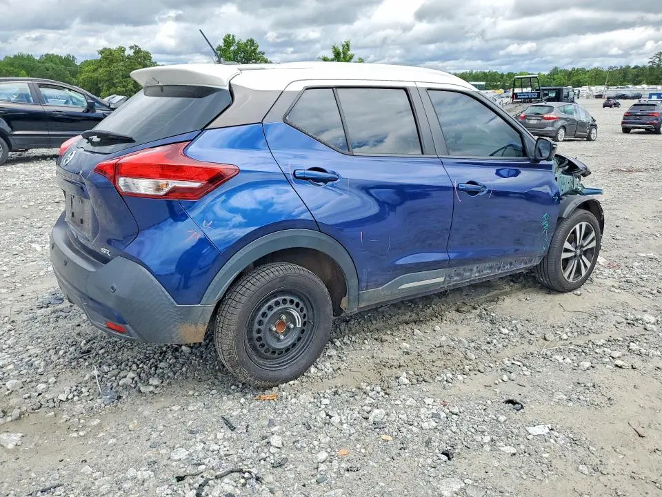 2020 NISSAN KICKS SR  