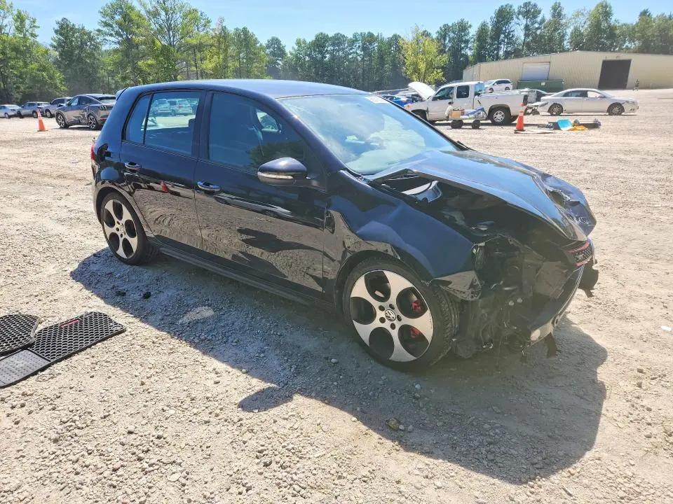 2013 VOLKSWAGEN GTI   