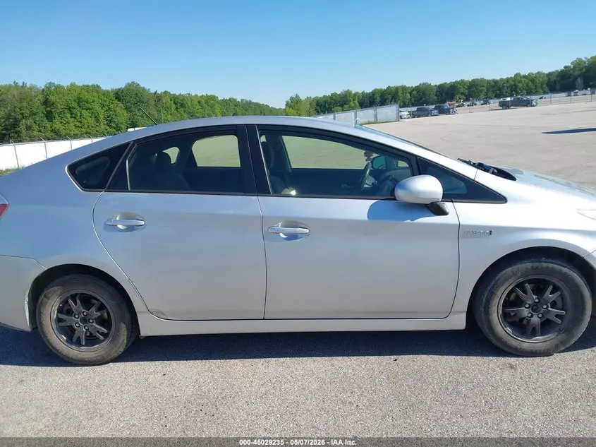 2012 TOYOTA PRIUS TWO