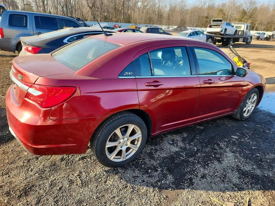 2014 CHRYSLER 200 LX  