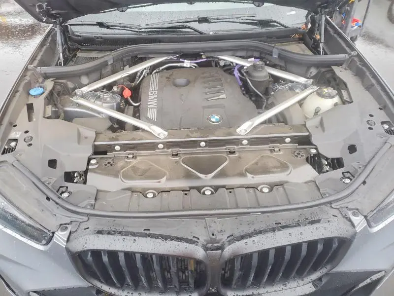 2025 BMW X5   