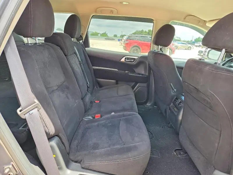 2013 NISSAN PATHFINDER S  