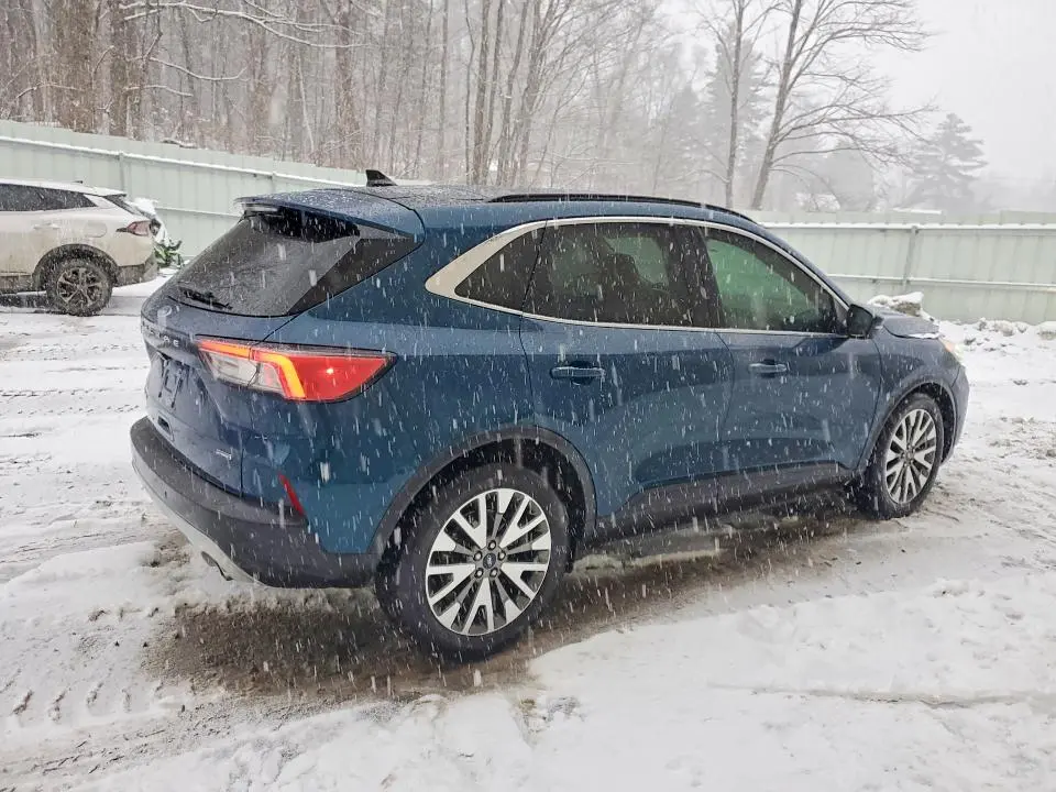 2020 FORD ESCAPE TITANIUM  