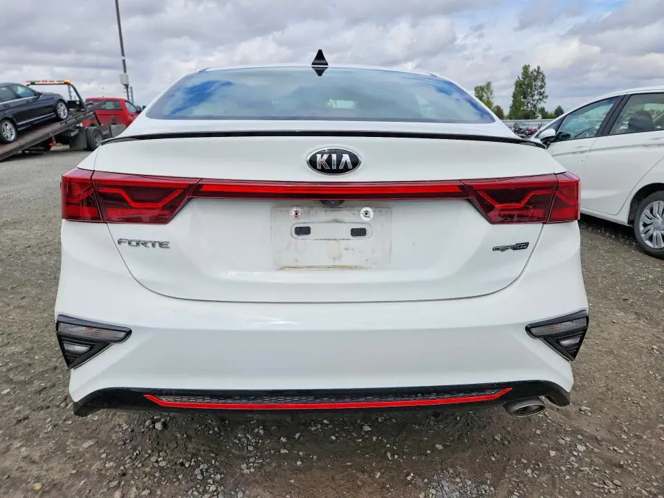 2021 KIA FORTE GT LINE  