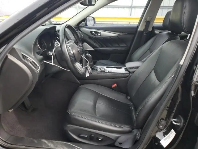 2021 INFINITI Q50 LUXE  