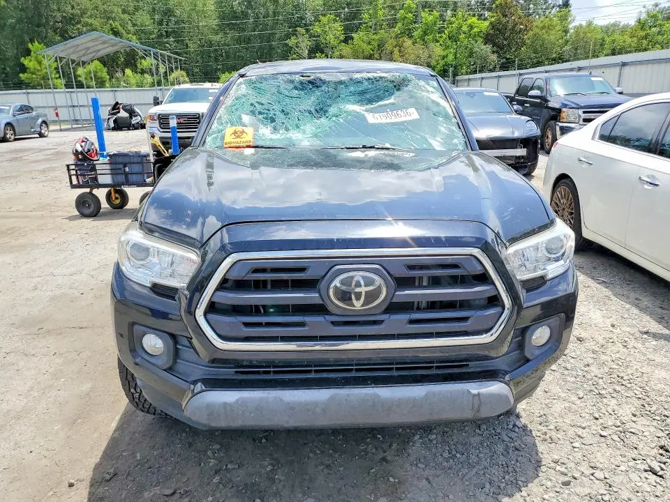 2019 TOYOTA TACOMA SR5  