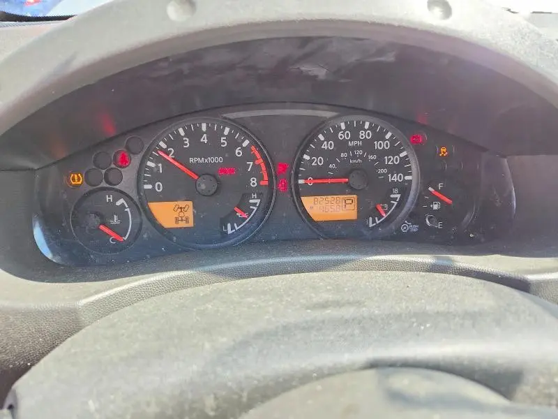 2012 NISSAN FRONTIER SV V6  