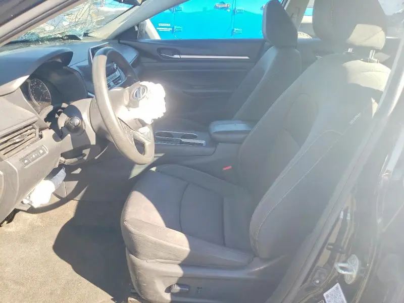 2022 NISSAN ALTIMA SV  