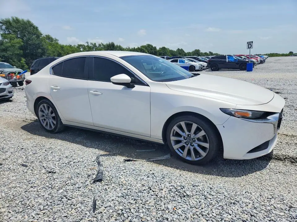 2021 MAZDA 3 SELECT  