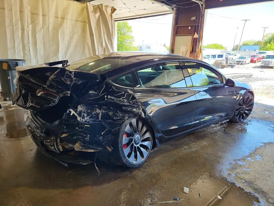 2021 TESLA MODEL 3   