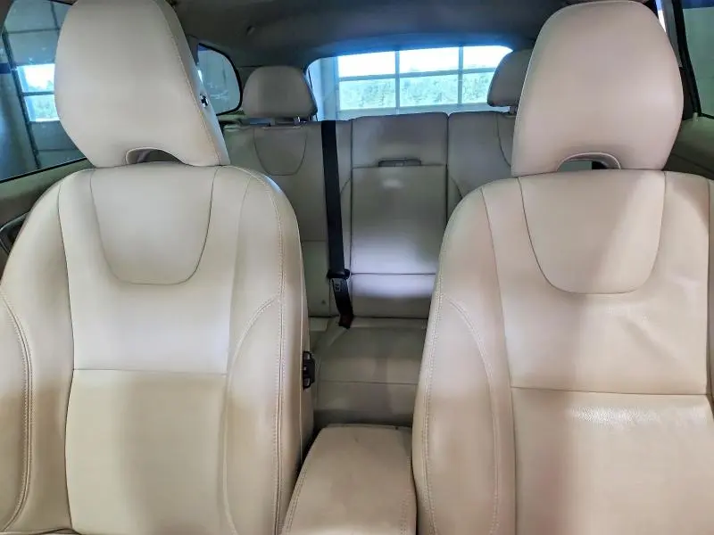 2015 VOLVO XC60 T5 PREMIER  