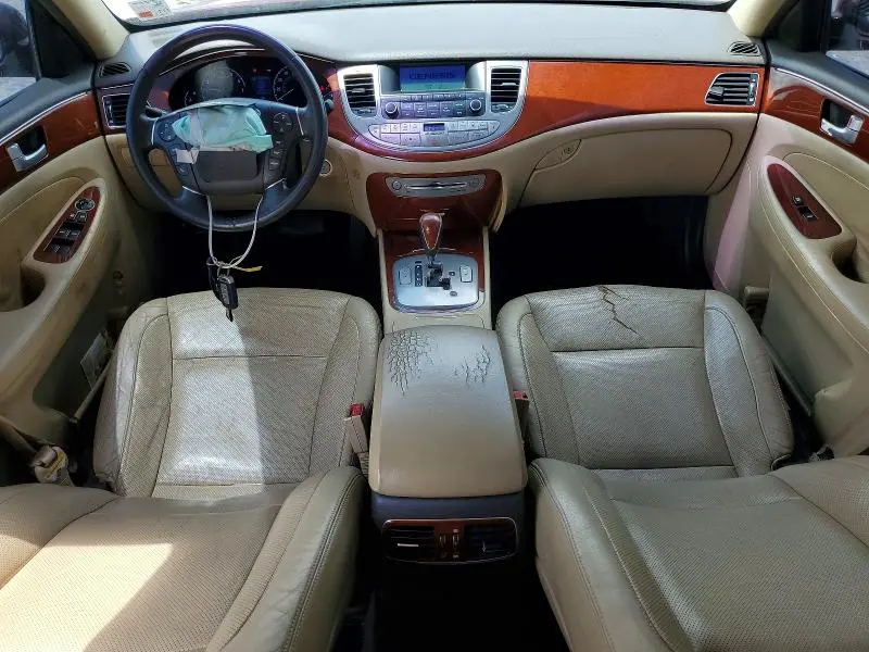 2013 HYUNDAI GENESIS   
