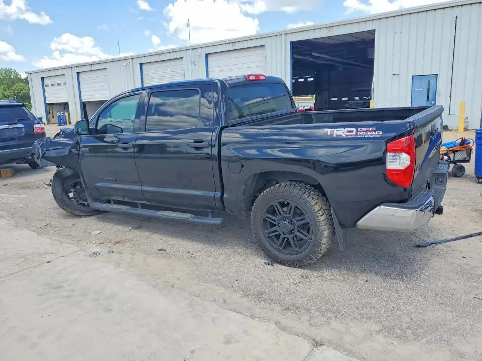 2017 TOYOTA TUNDRA SR5  
