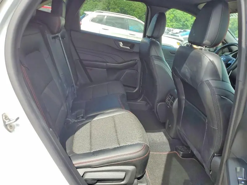2023 FORD ESCAPE ST LINE  