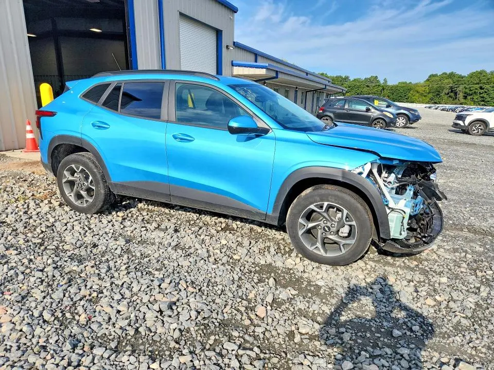 2025 CHEVROLET TRAX 1LT  