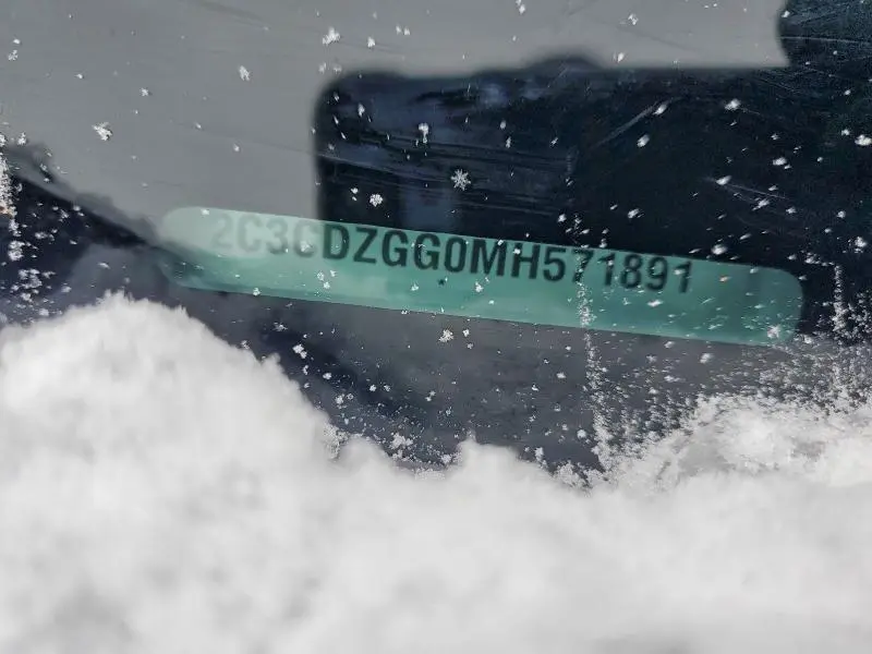 2021 DODGE CHALLENGER SXT  