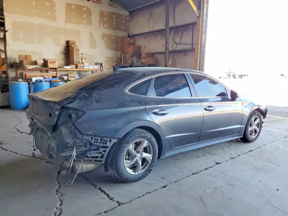 2021 HYUNDAI SONATA SE  