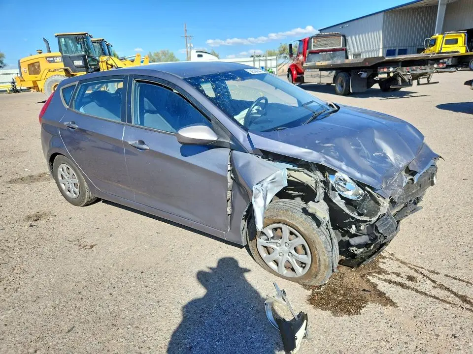 2014 HYUNDAI ACCENT GS  