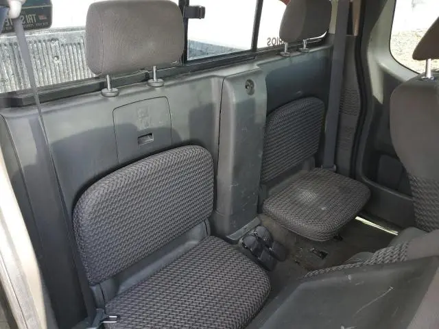 2010 NISSAN FRONTIER KING CAB SE  