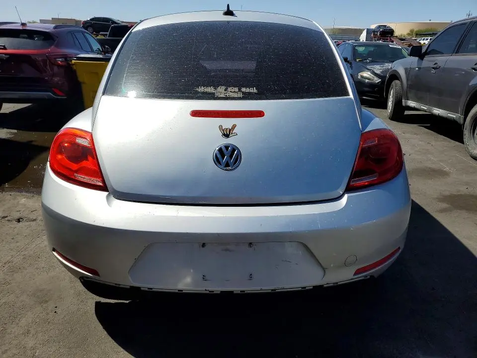 2013 VOLKSWAGEN BEETLE   